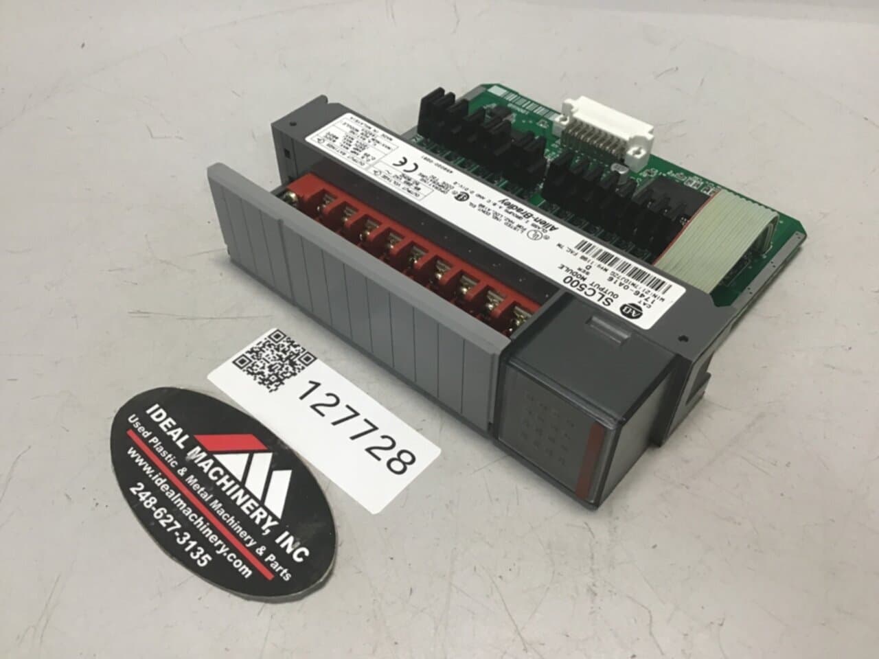 ALLEN BRADLEY Output Module 1746-OA16 SER D Used #127728