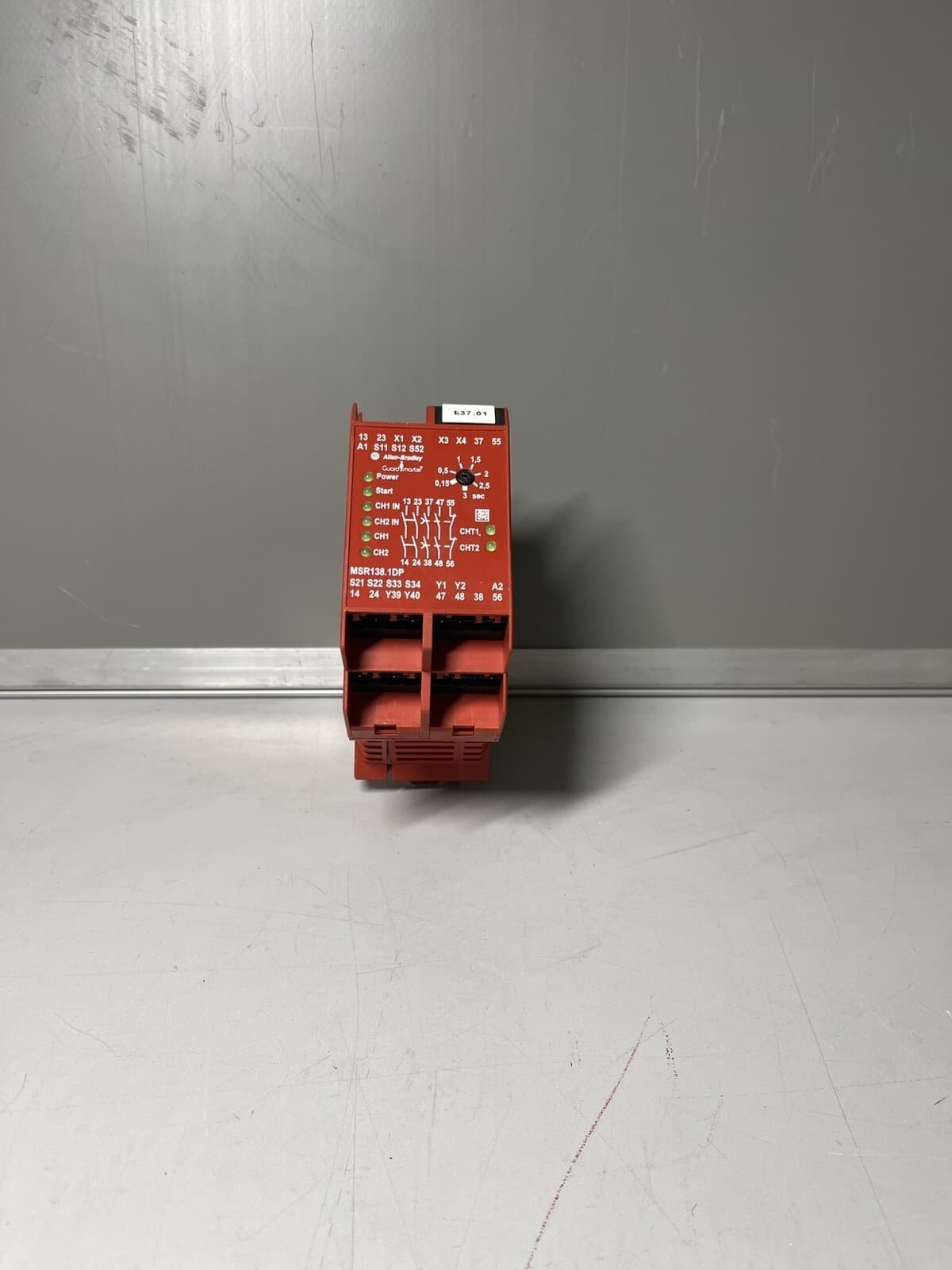 Allen Bradley MSR138.1DP - Guard Master MSR138 Safety Relay - 440R-M23084