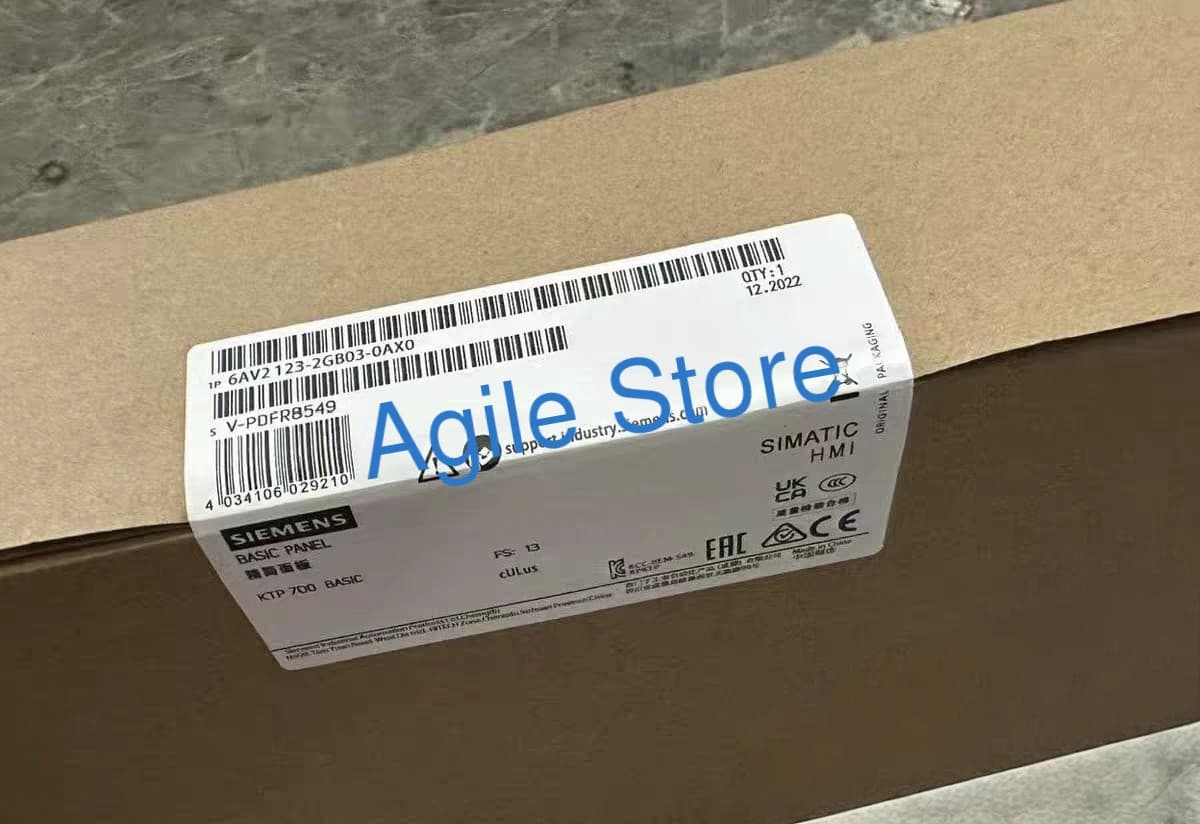 Surplus Sealed Siemens 6AV2 123-2GB03-0AX0 6AV2123-2GB03-0AX0 / SIMATIC KTP700 B