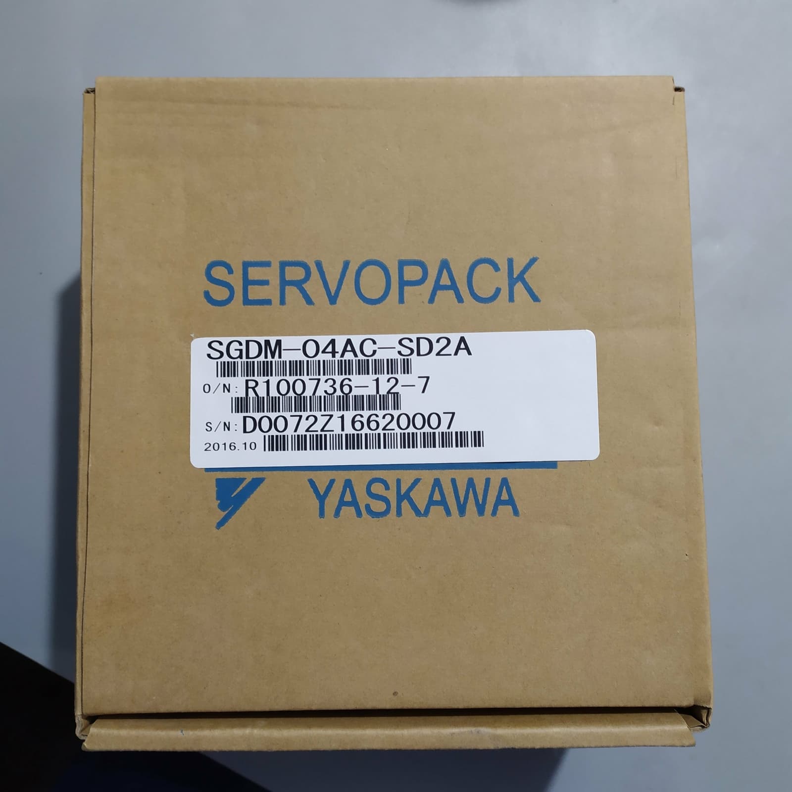 NEW YASKAWA Servo Drive SGDM-04AC-SD2A Free shipping