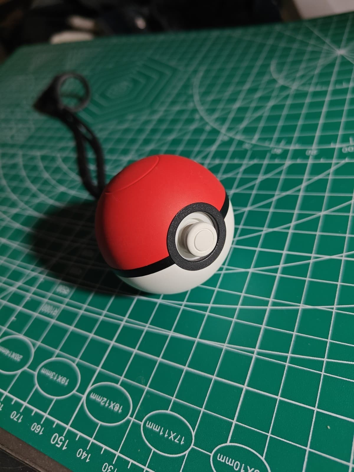 Nintendo Poke Ball Plus Wireless Controller for Switch And Pokemon Go 