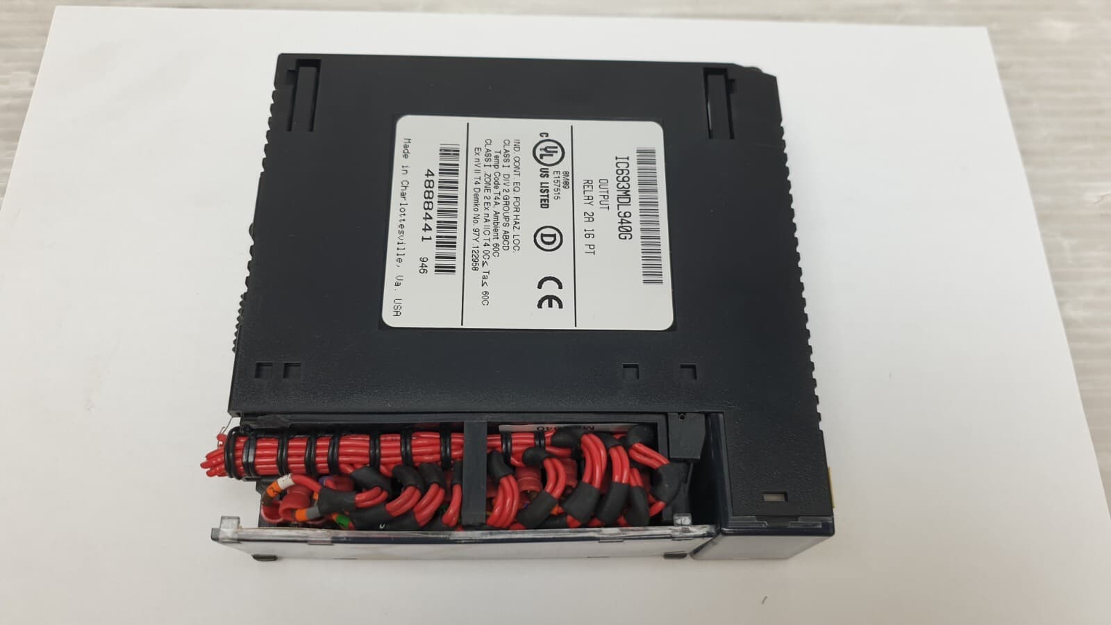 GE Fanuc IC693MDL940G Series 90-30 Relay Output Module