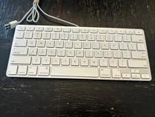 apple A1242 portable white wired USB keyboard tested working For Mac Mini