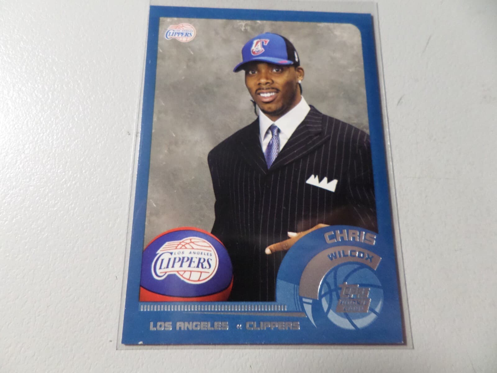 2002-03 Topps Basketball Chris Wilcox Card #192 Rookie Card Holding The Ball