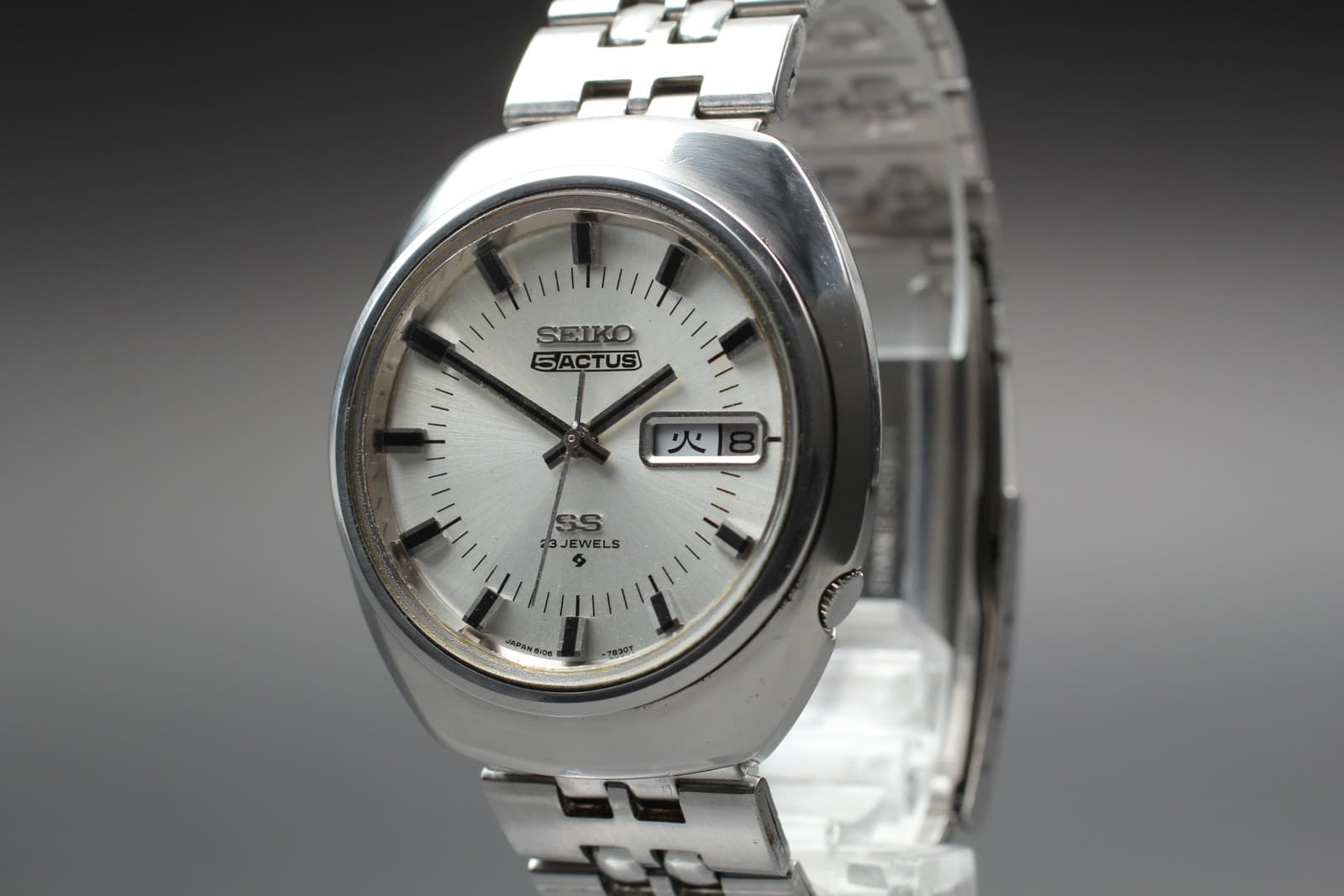 [Near MINT] Vintage Seiko 5 Actus SS 6106-7590 kanji Automatic Mens Watch JAPAN
