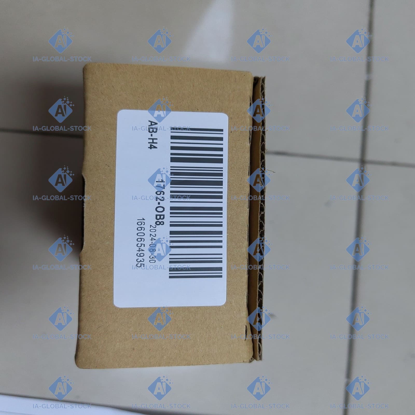 Free Fast Delivery One NEW Allen-Bradley 1762-OB8 Warranty Included