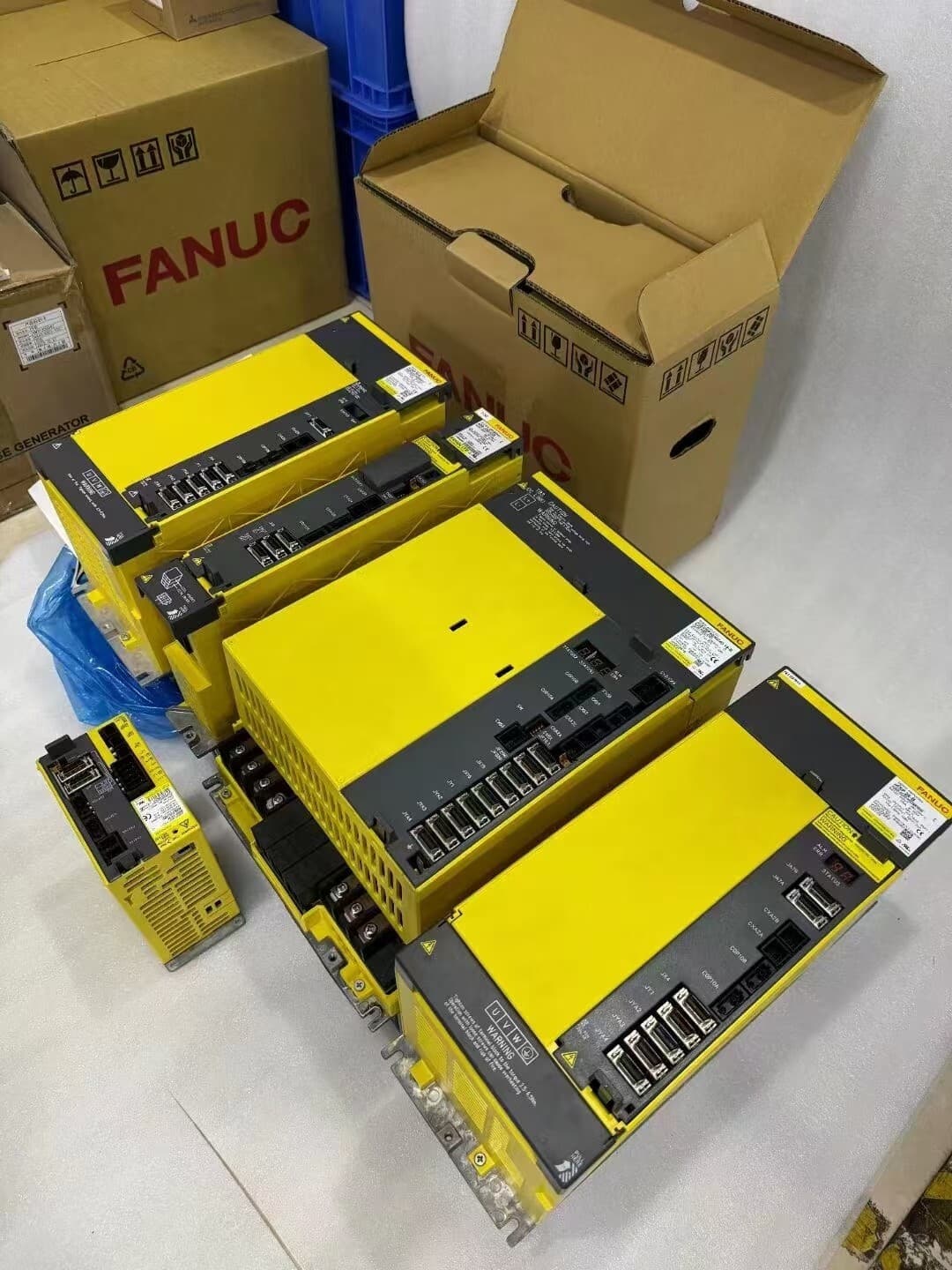 ONE GE FANUC IC695CPU310 PLC NEW