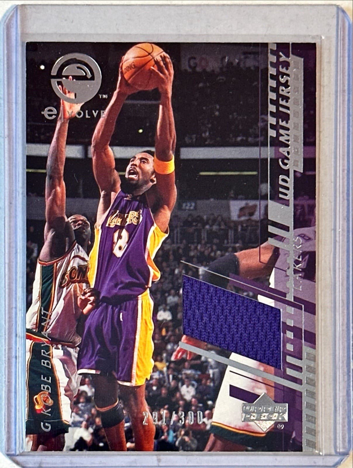 Kobe Bryant 2000-01 Upper Deck Evolve Game Worn Jersey #EC1-J 291/300 Lakers