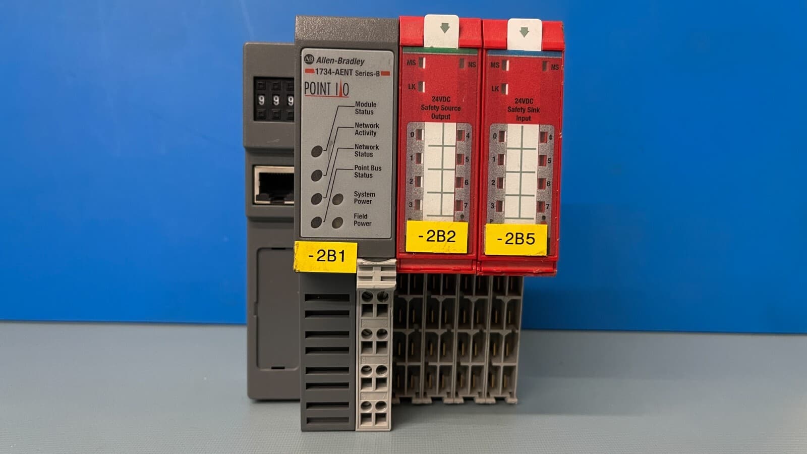 Allen-Bradley 1734-AENT Series-B With 1, 1734-lB8S & 1, 1734-OB8S and 2, 1734-MB