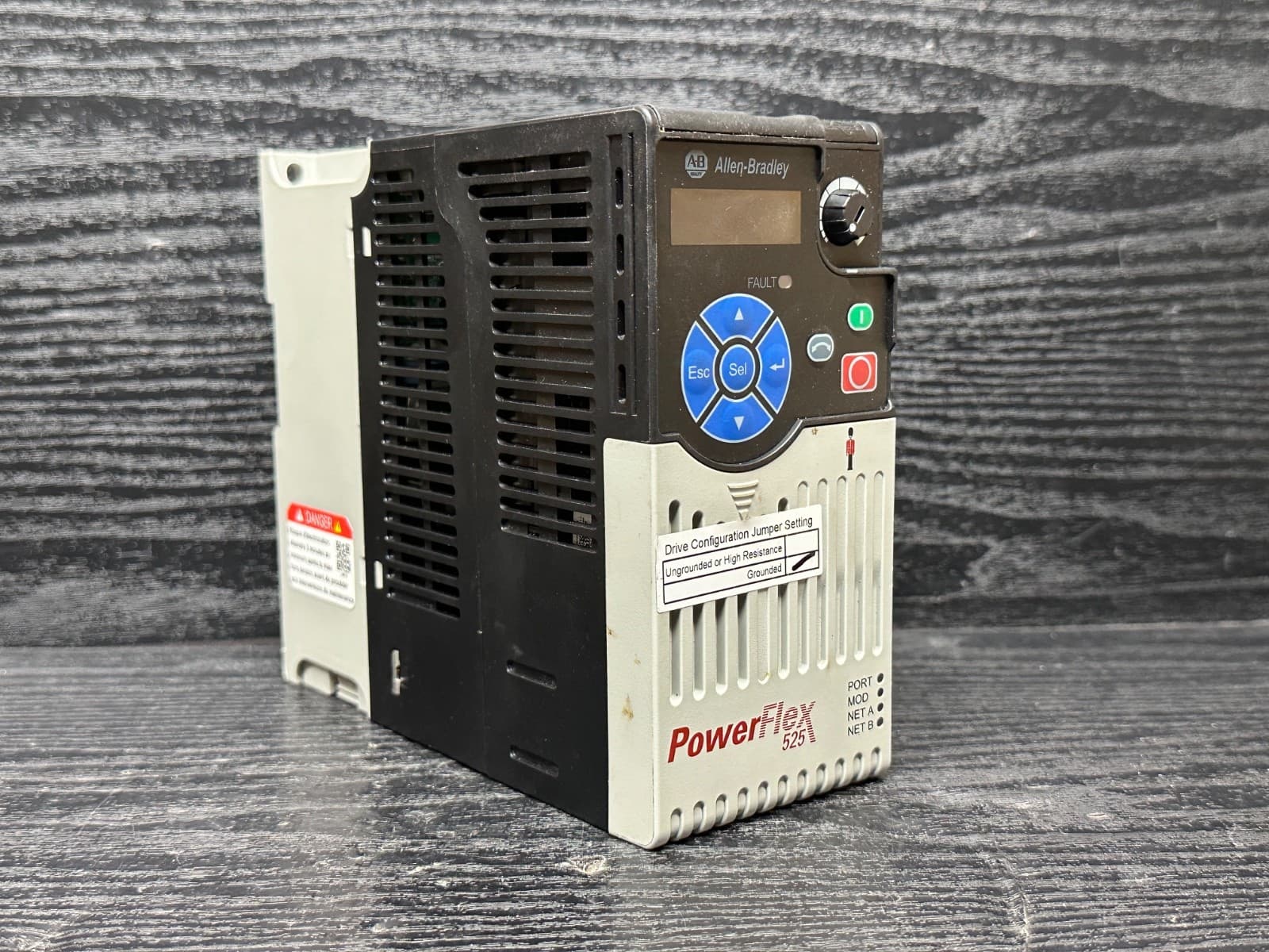 Allen Bradley 25A-D1P4N104 B PowerFlex 523 AC Drive 0.5HP 480V 1/2HP 0.4KW 2020