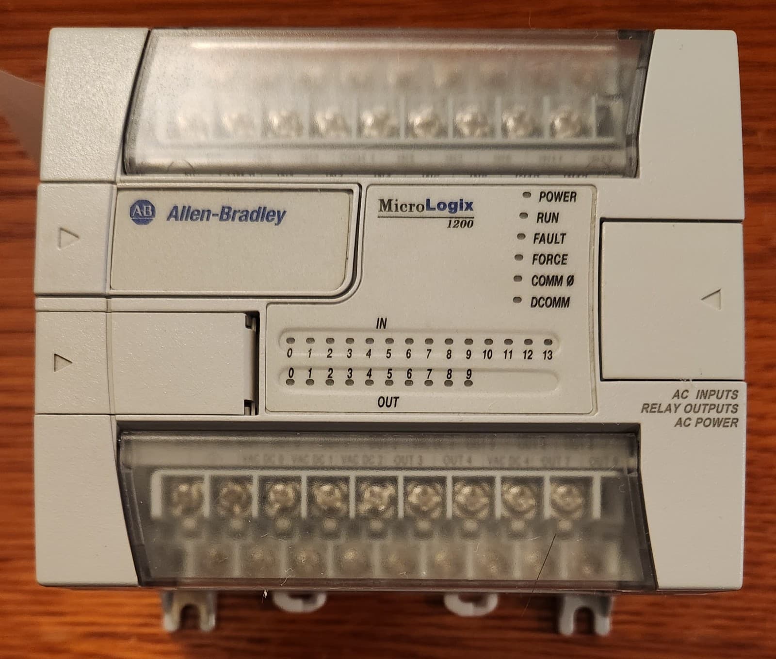 Allen-Bradley 1762-L24AWA /C FW 12 MicroLogix 1200 Controller - NEW - US