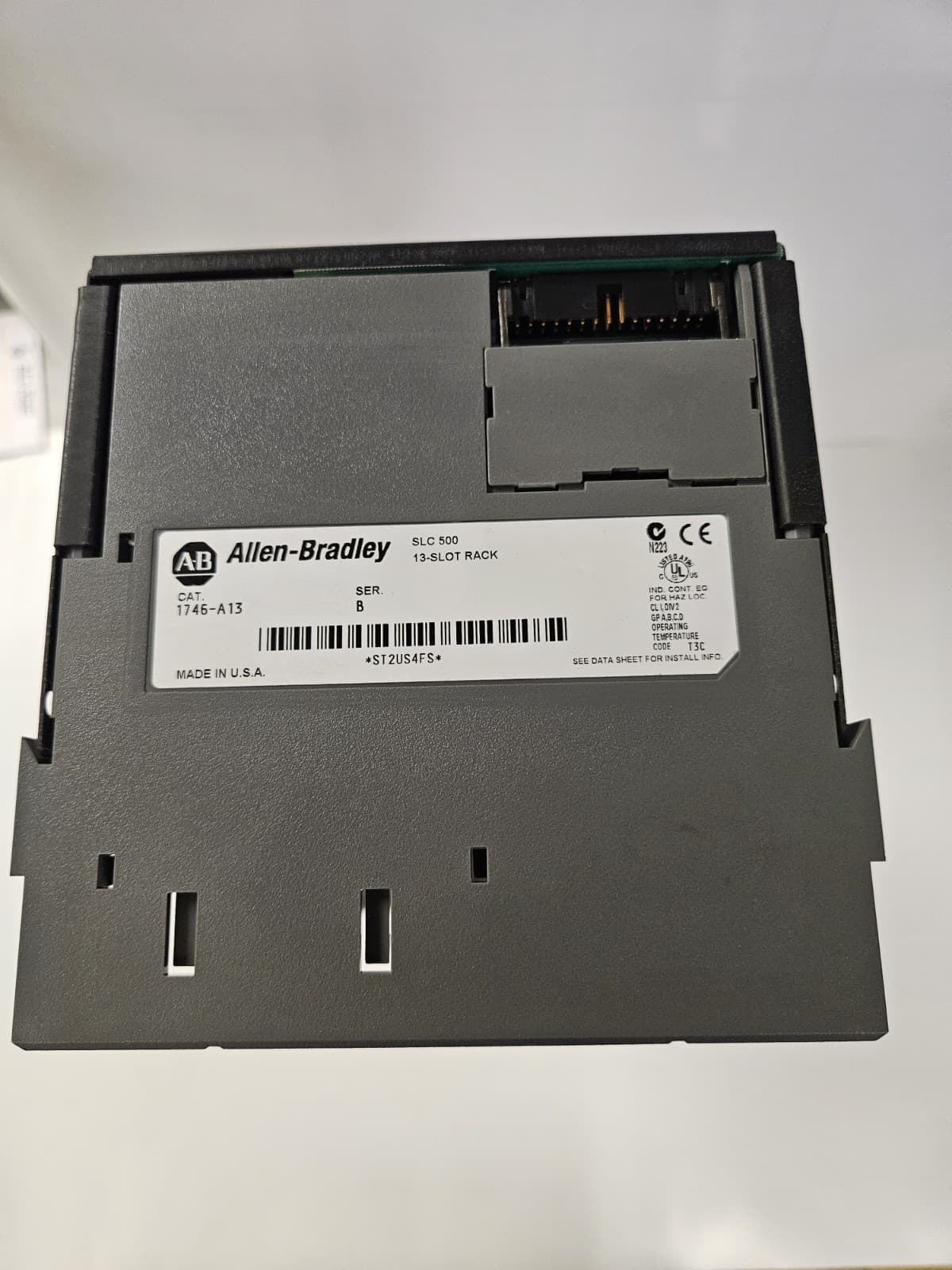 Allen Bradley 1746-A13 13 Slot Chassis Module w/1746-P4 Power Supply