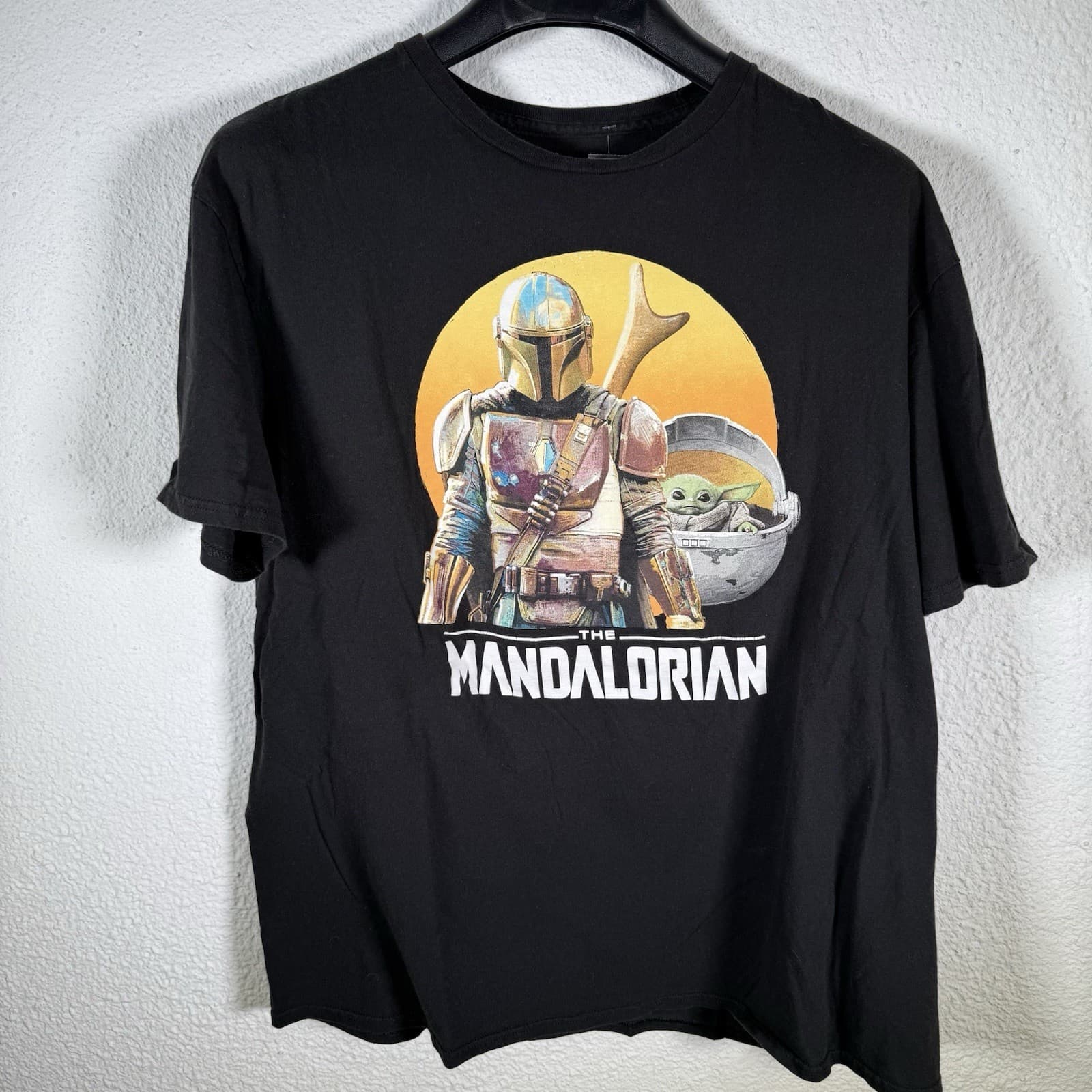 Fifth Sun Star Wars Men’s XL The Mandalorian Black Short Sleeve Graphic Tee