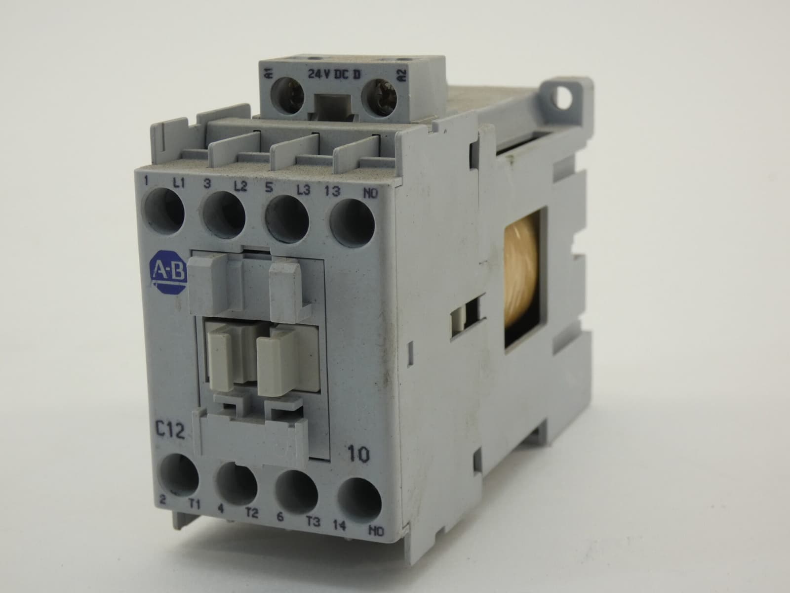 Allen-Bradley 100-C12D*10 Contactor, 600VAC, 25A