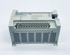 ALLEN BRADLEY 1762-L40BWA MicroLogix 1200 40-Point Controller 120/240vac ser. C