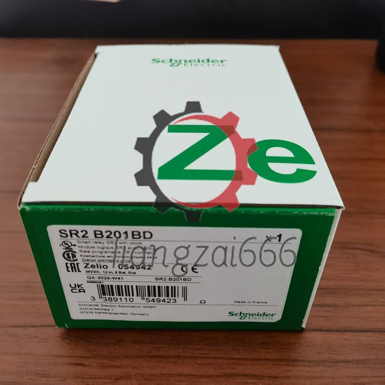 SR2B201BD Programmable Controllers brand new original, free shipping