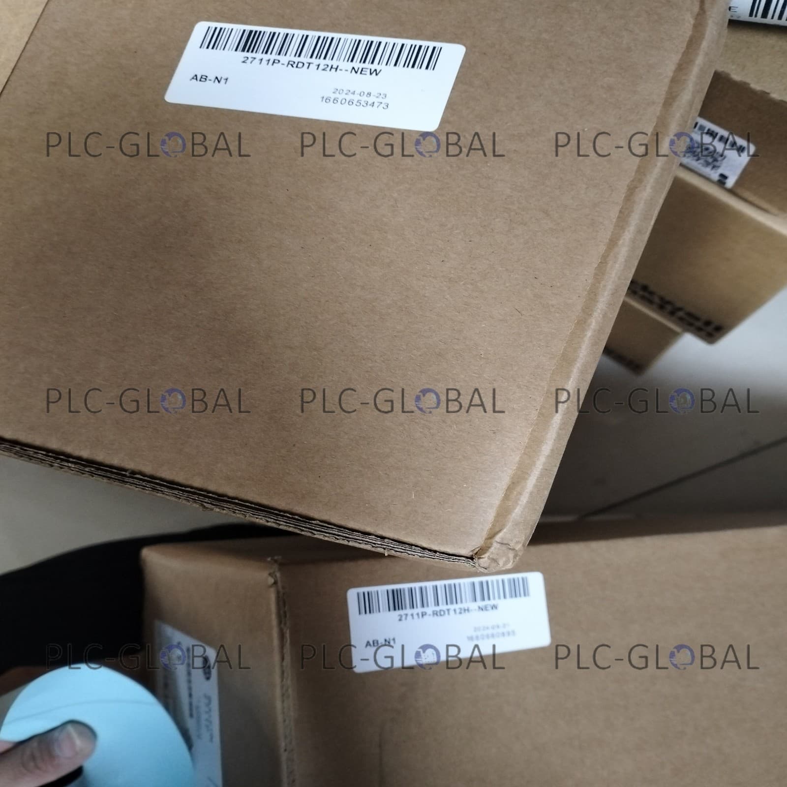 1 piece new 2711P-RDT12H with 1 year warranty