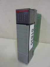 ALLEN BRADLEY Output Module 1746-OA16 SER C Scratch & Dent #51835