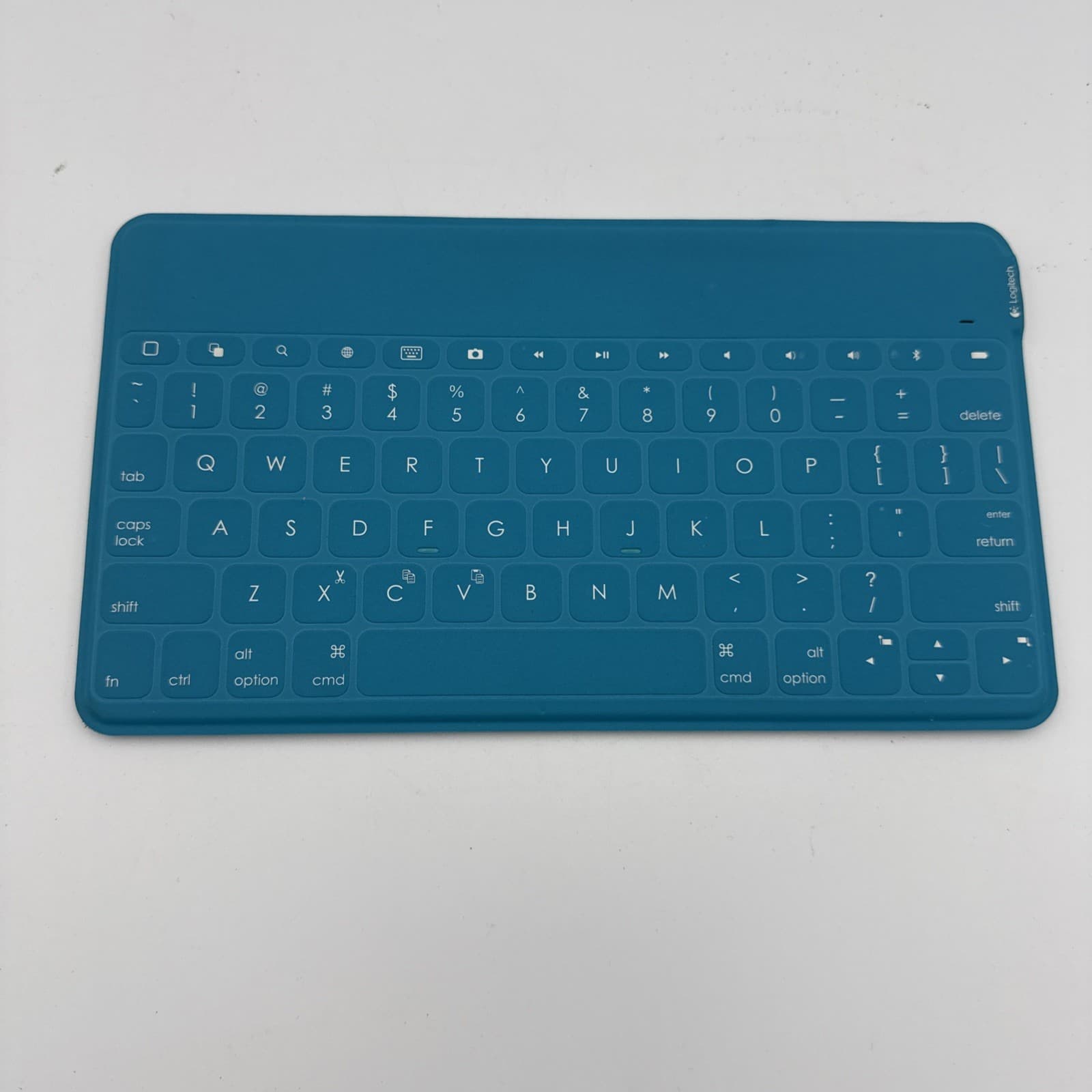 Logitech Keys-To-Go Y-R0052 Blue Portable Bluetooth Slim Keyboard for iPhone/Mac