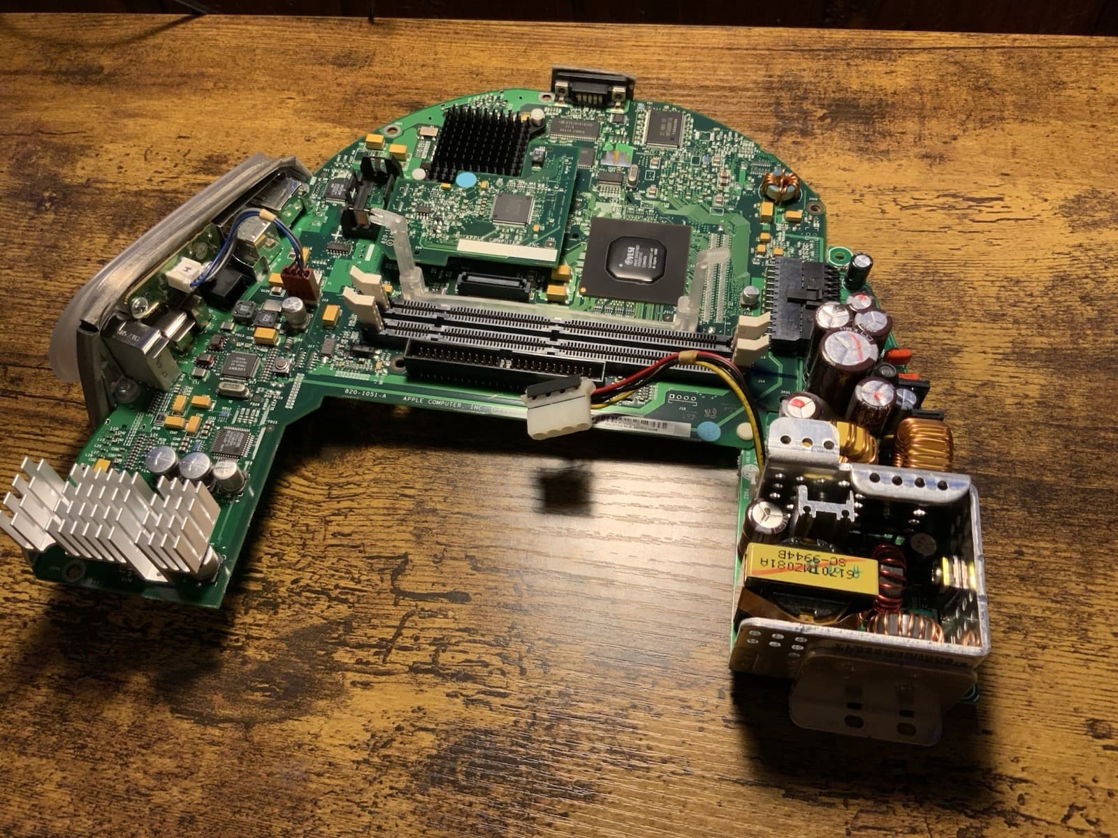 Apple iMac G3 M5521 Logic Board 400MHz 820-1051-A - 100% Working w/Power Board