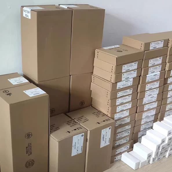 Allen Bradley New Original Touch screen 2711-T5A1L1 UPS or DHL fast delivery