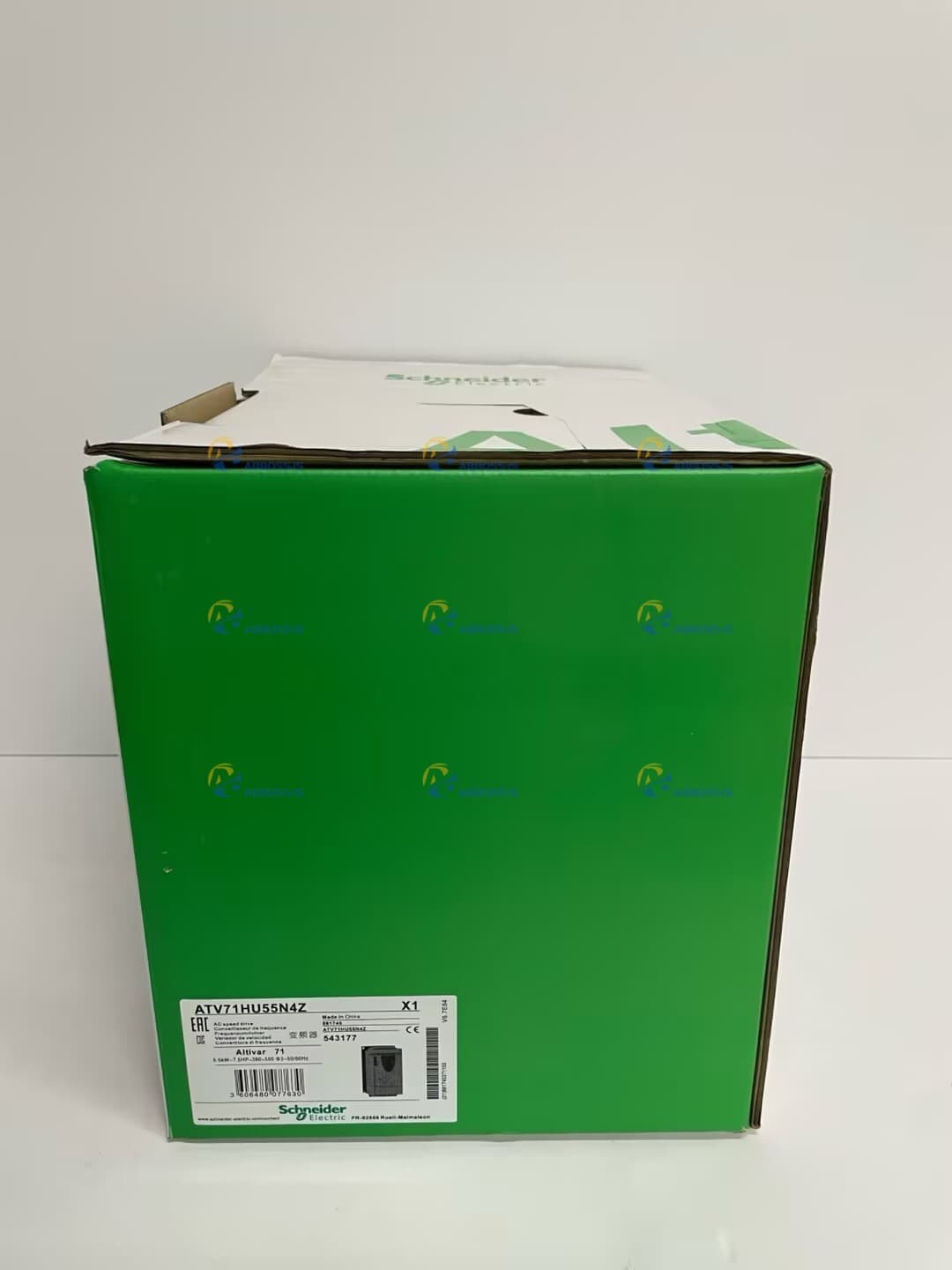 New In Box SCHNEIDER ATV71HU55N4Z Variable Speed Drive